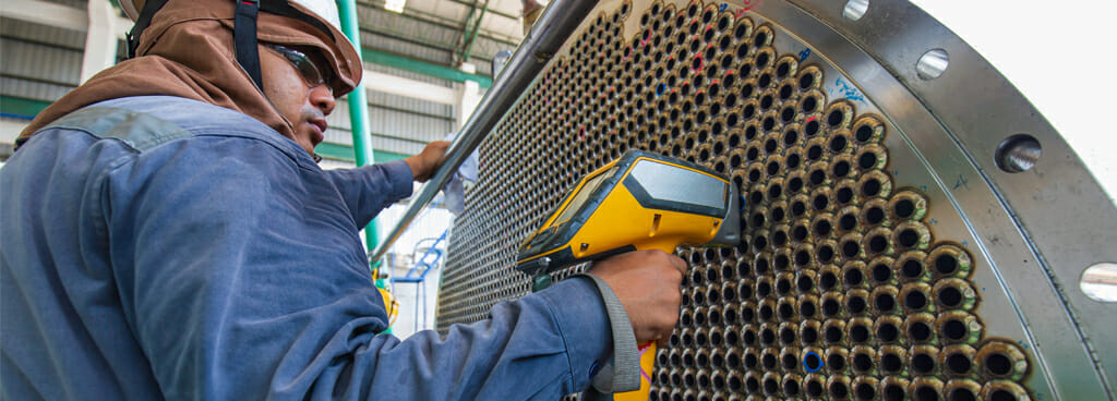 Male worker inspection weld of heat exchanger tube using positive material identification