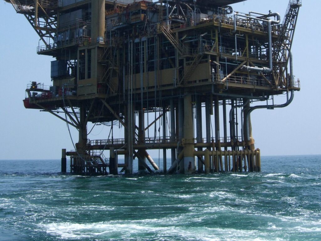 Oil rig platform on the ocean