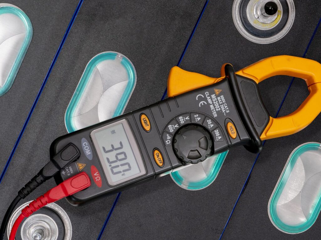 Multimeter and electric vehicle battery pack