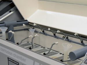 Salt fog chamber for cyclic corrosion tests like CASS
